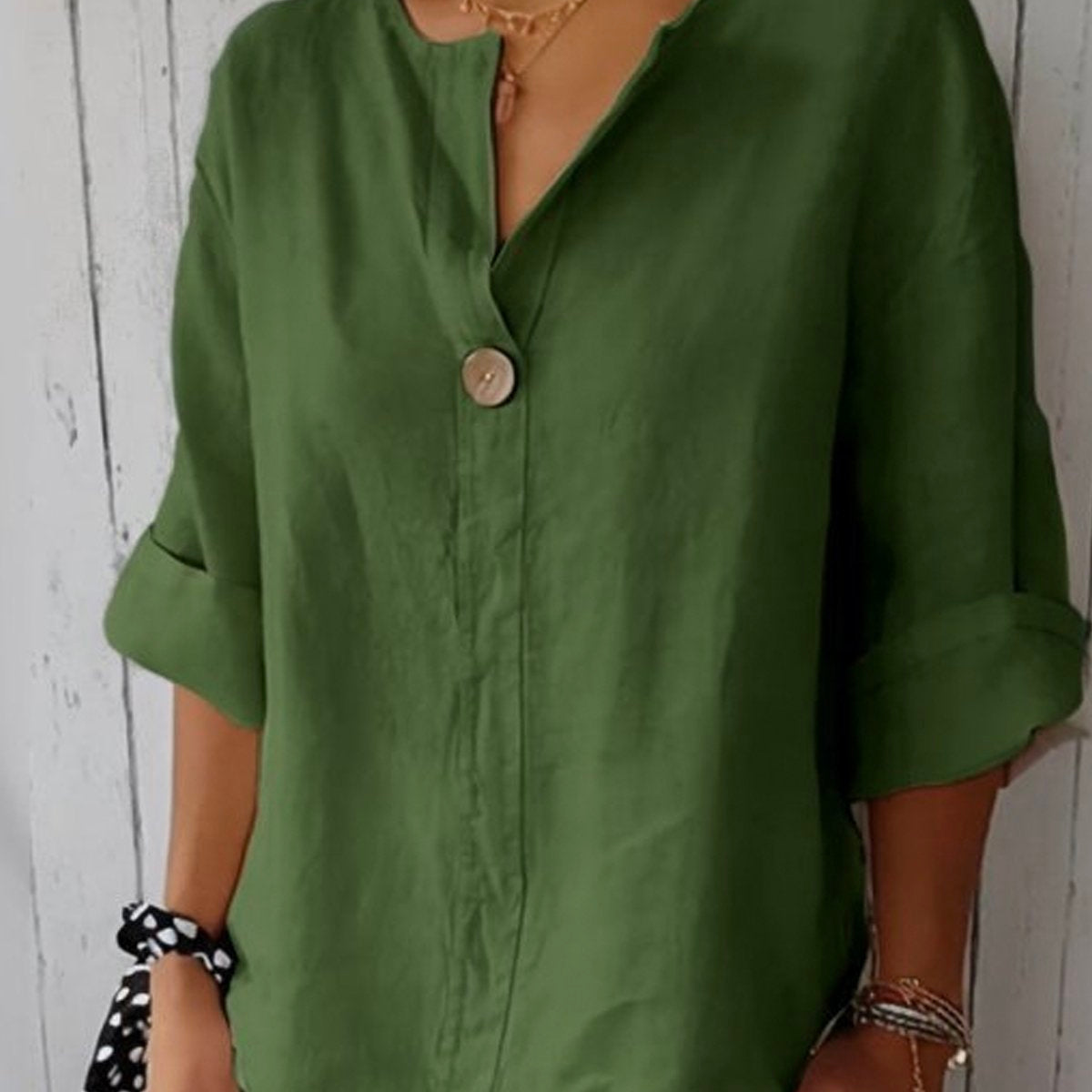 Dominika - Ležérní blůza s V-výstřihem