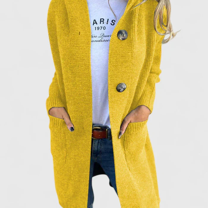 Blanka – Pletený komfort s kapucí