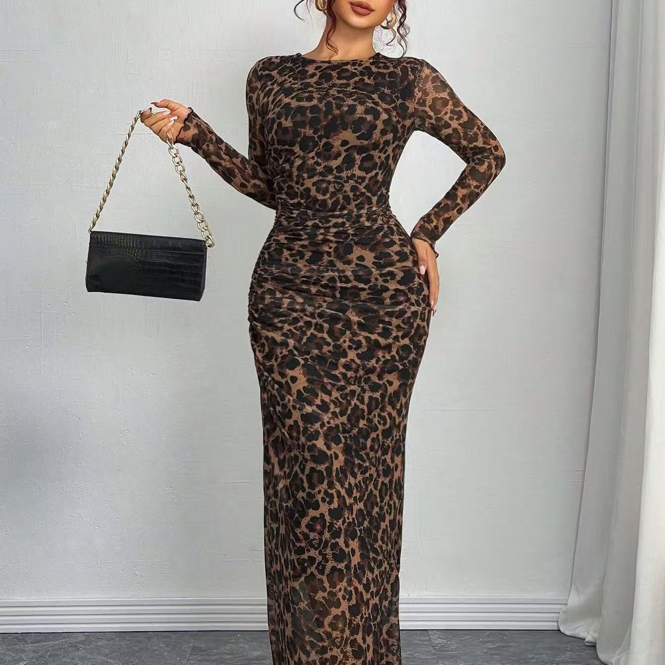 Dominika - Pohodlné přiléhavé maxi šaty s potiskem