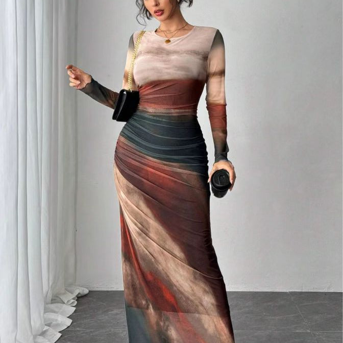 Dominika - Pohodlné přiléhavé maxi šaty s potiskem