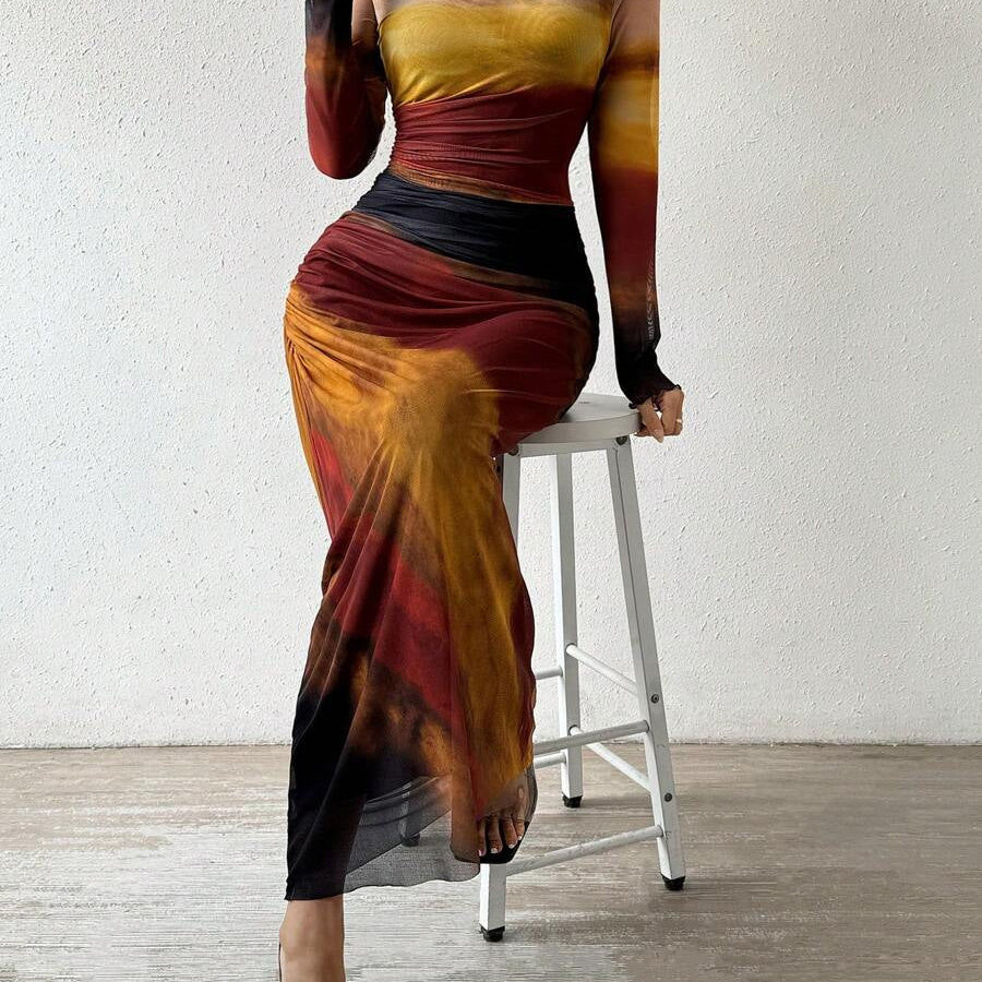 Dominika - Pohodlné přiléhavé maxi šaty s potiskem